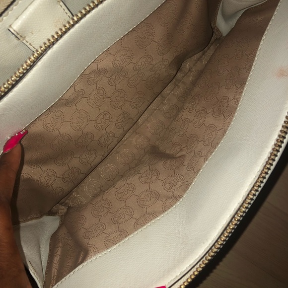 White Michael Kors purse - Picture 4 of 5
